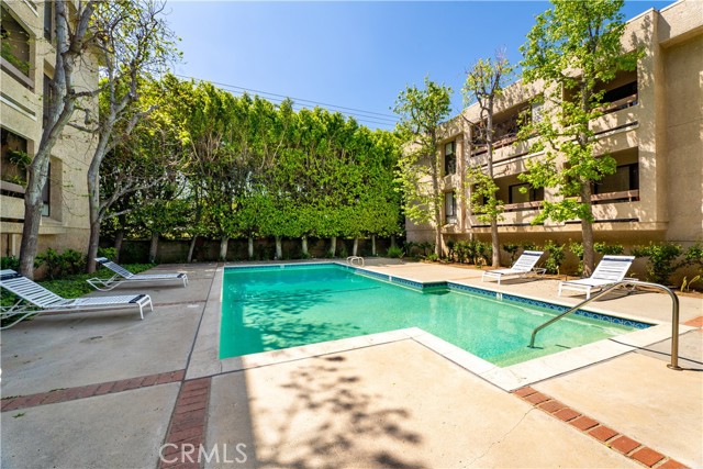 2 Bed Home for Sale in Sherman Oaks, California