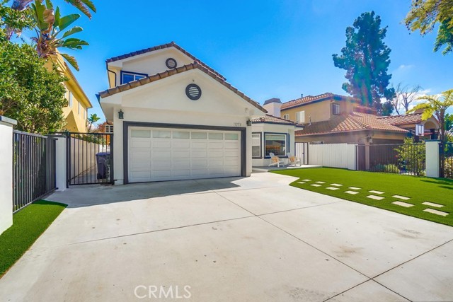 5 Bed Home for Sale in Valley Village, California