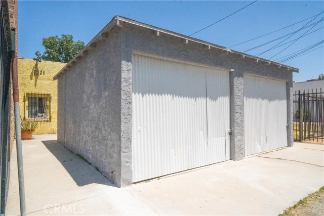 Tweedy, 90280, ,For Sale,Tweedy,SR20152434