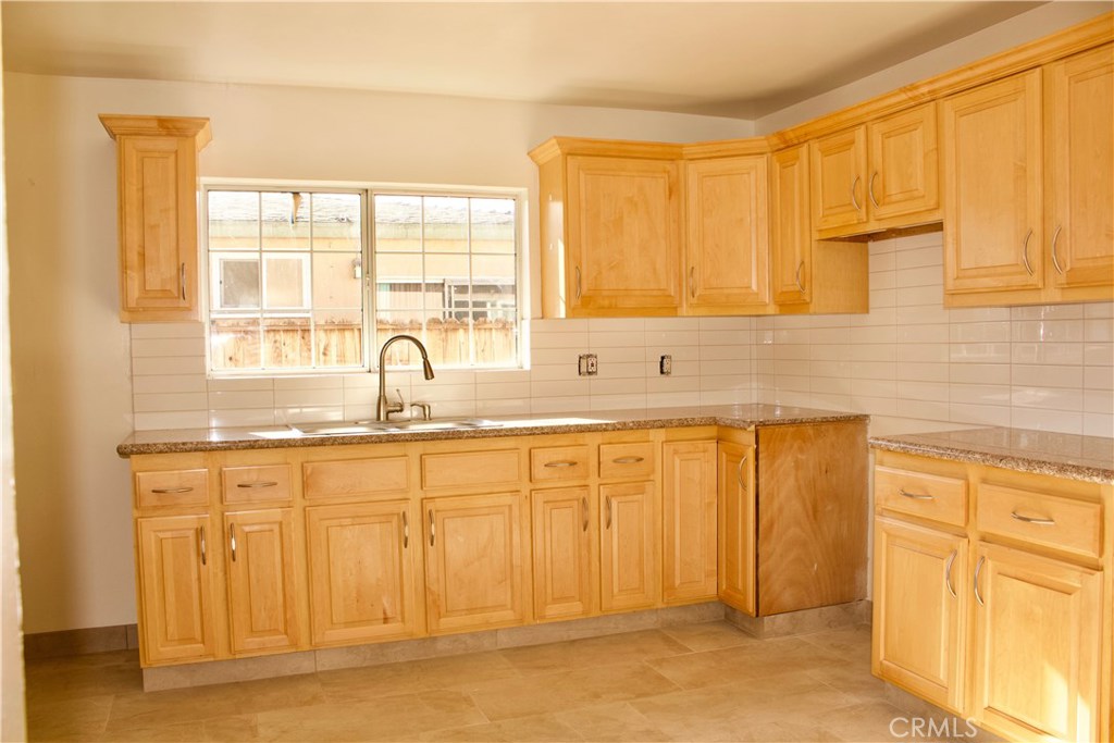 Photo for 6715 Corbin Avenue, Winnetka, CA 91306 - Listing #SR-19281417 6715 Corbin Avenue, Winnetka, CA 91306