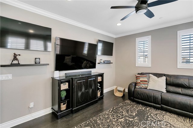 3 Bed Home for Sale in Saugus, California