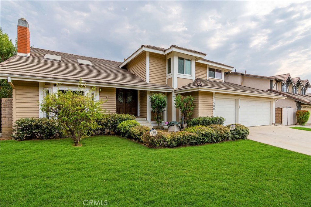 Photo of 21300 CELTIC STREET, Chatsworth, CA 91311