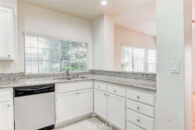 3 Bed Home for Sale in Hawthorne, California