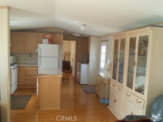 18575 Driscoll Rd, Desert Hot Springs, CA 92241-85