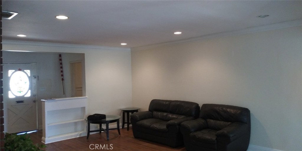 Photo for 18000 VANOWEN Street, Reseda, CA 91335 - Listing #SR-19217709 18000 VANOWEN Street, Reseda, CA 91335
