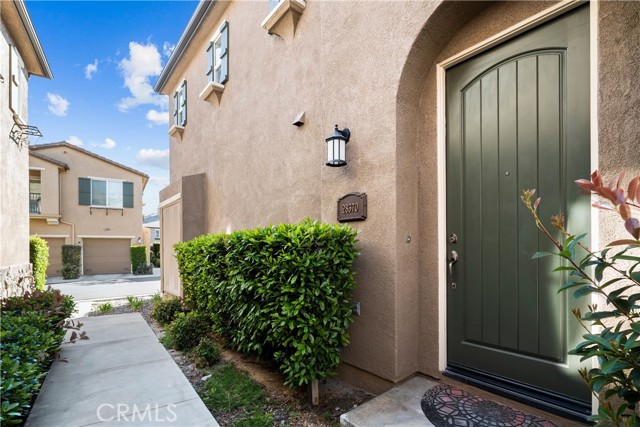 Detail Gallery Image 1 of 1 For 28370 Santa Rosa Ln, Saugus,  CA 91350 - 2 Beds | 2 Baths