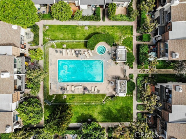 2 Bed Home for Sale in Van Nuys, California
