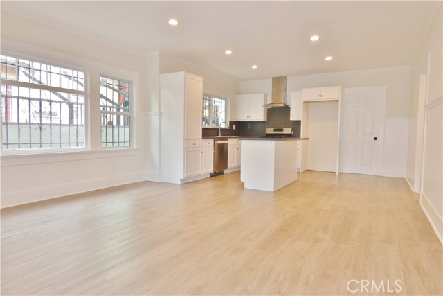 3 Bed Home for Sale in Los Angeles, California