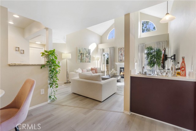 2 Bed Home for Sale in Sherman Oaks, California