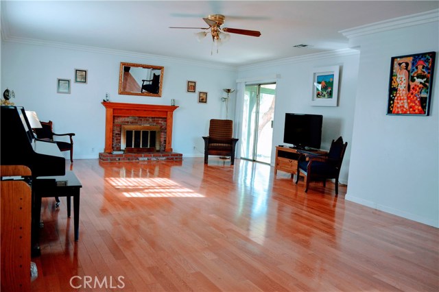 5 Bed Home for Sale in Granada Hills, California