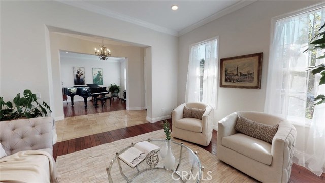 6 Bed Home for Sale in Calabasas, California