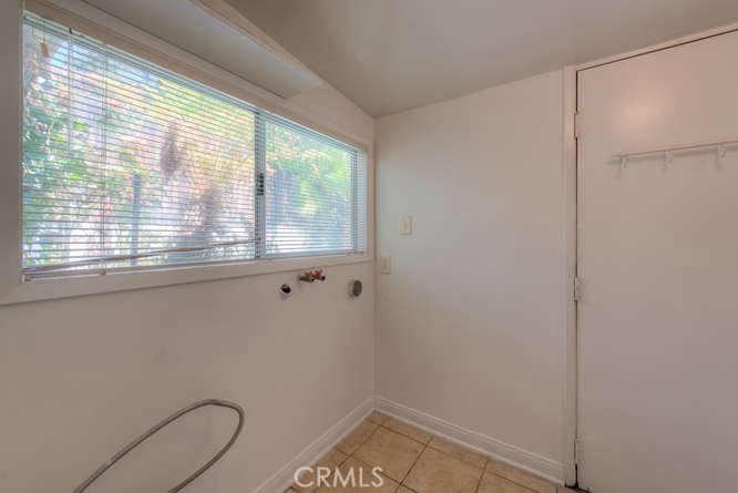 Photo for 4712 Pennsylvania Avenue, La Crescenta, CA 91214 - Listing #SR-19161702 4712 Pennsylvania Avenue, La Crescenta, CA 91214