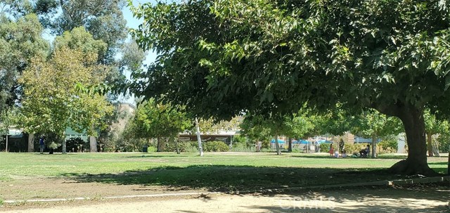 2 Bed Home for Sale in Studio City, California