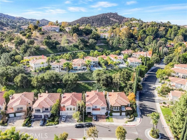 5 Bed Home for Sale in Calabasas, California