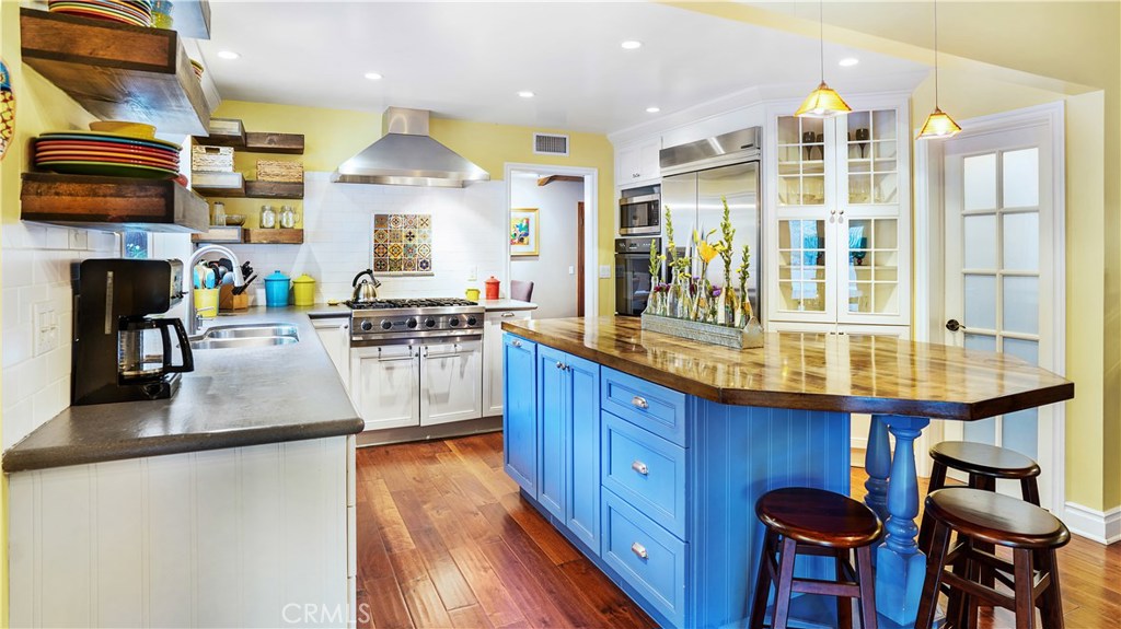 Photo for 4115 E HILLCREST Drive, Westlake Village, CA 91362 - Listing #SR-19246431 4115 E HILLCREST Drive, Westlake Village, CA 91362