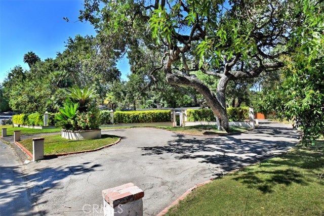 Photo of 411 Encino Vista Drive, Thousand Oaks, CA 91362