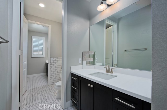 5 Bed Home for Sale in Saugus, California