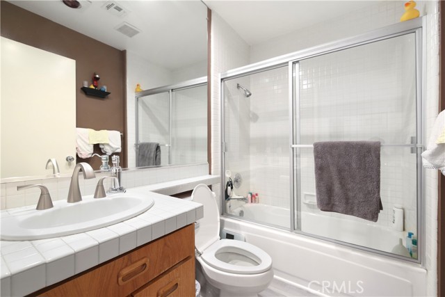 2 Bed Home for Sale in Encino, California