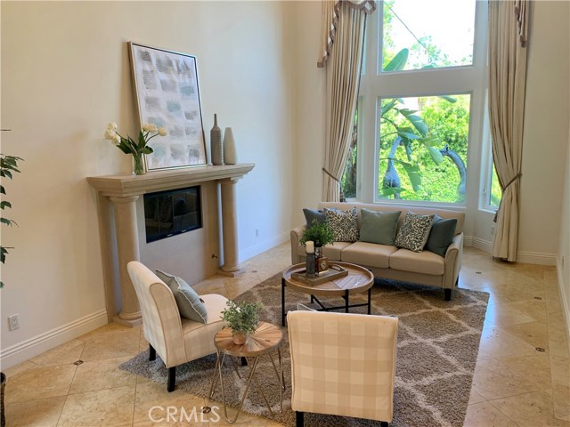 5 Bed Home for Sale in Granada Hills, California