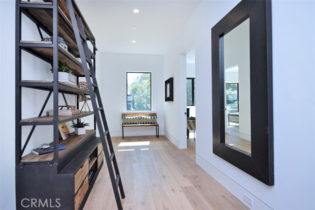 5 Bed Home for Sale in Sherman Oaks, California
