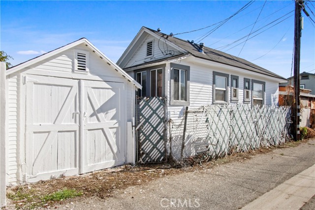  Income Home for Sale in Los Angeles, California