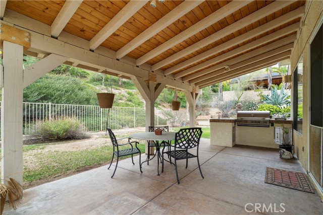 5 Bed Home for Sale in Saugus, California