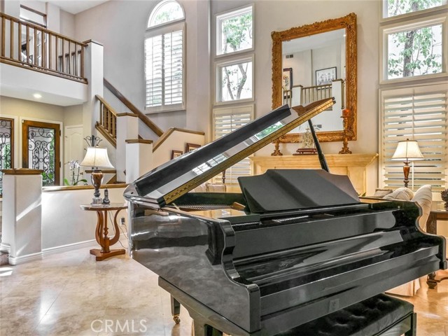 5 Bed Home for Sale in Calabasas, California