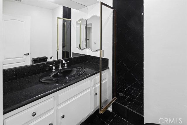 2 Bed Home for Sale in Sherman Oaks, California