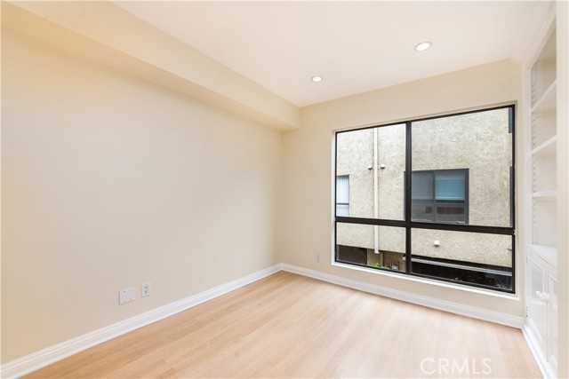 2 Bed Home for Sale in Burbank, California