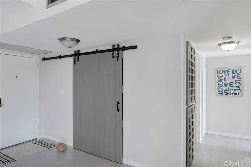 Photo for 333 N LOUISE Street, 19, Glendale, CA 91206 - Listing #SR-19255879 333 N LOUISE Street, 19, Glendale, CA 91206
