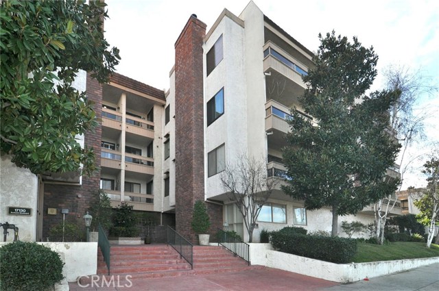 2 Bed Home for Sale in Encino, California