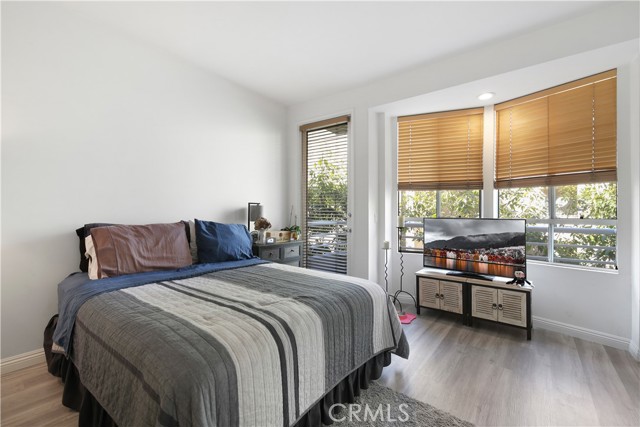 2 Bed Home for Sale in Encino, California