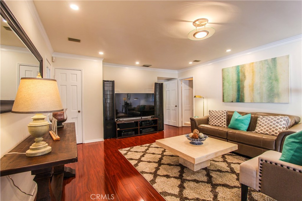 Photo for 1317 IDLEWOOD Road, Glendale, CA 91202 - Listing #SR-19113891 1317 IDLEWOOD Road, Glendale, CA 91202