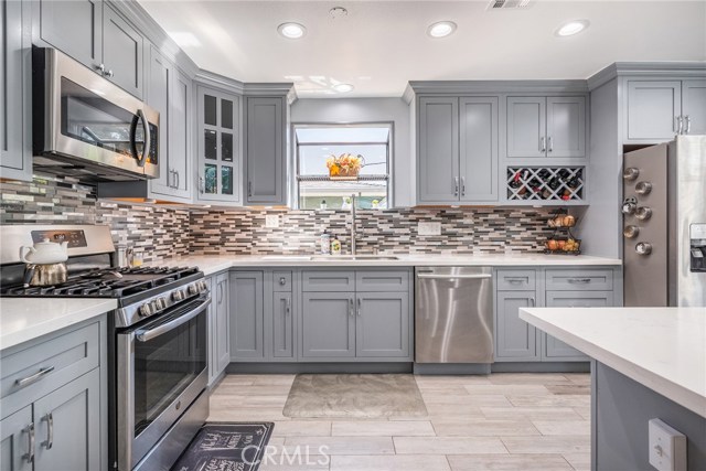 4 Bed Home for Sale in Granada Hills, California