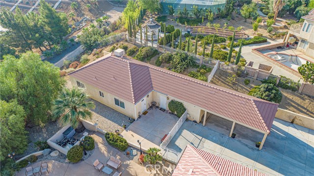 6 Bed Home for Sale in Palmdale, California