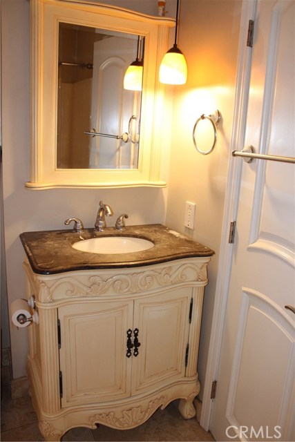 2 Bed Home for Sale in Calabasas, California