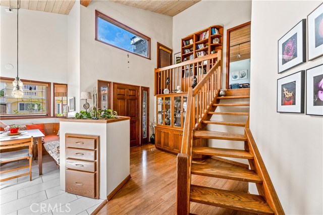 1104 Steinhart Avenue, Redondo Beach, California 90278, 3 Bedrooms Bedrooms, ,2 BathroomsBathrooms,Residential,Sold,Steinhart,SR19169285