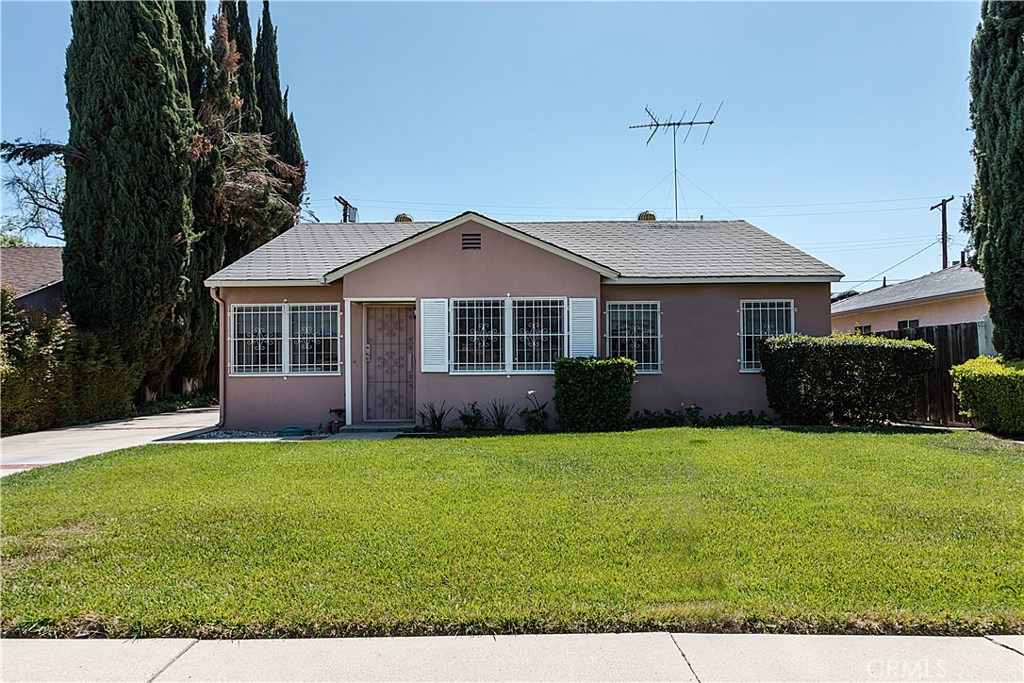 Photo of 17540 Lorne Street, Northridge, CA 91325