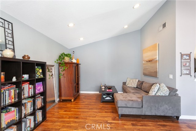 2 Bed Home for Sale in Valley Village, California