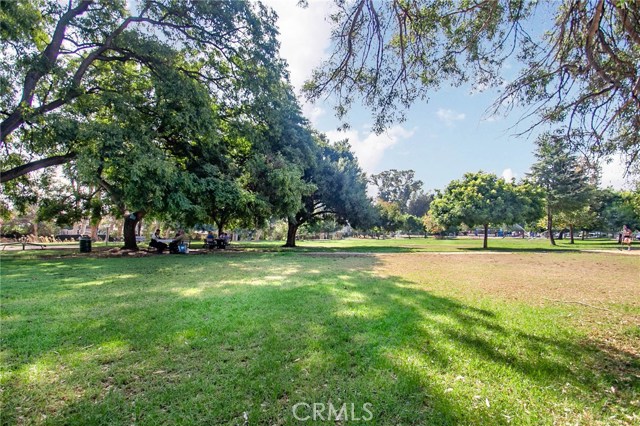 2 Bed Home for Sale in Studio City, California