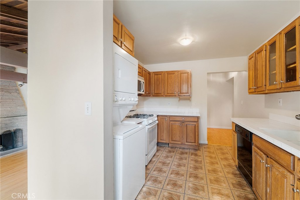 Photo for 1512 WABASSO Way, Glendale, CA 91208 - Listing #SR-19215623 1512 WABASSO Way, Glendale, CA 91208
