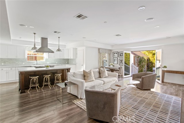 4 Bed Home for Sale in Studio City, California