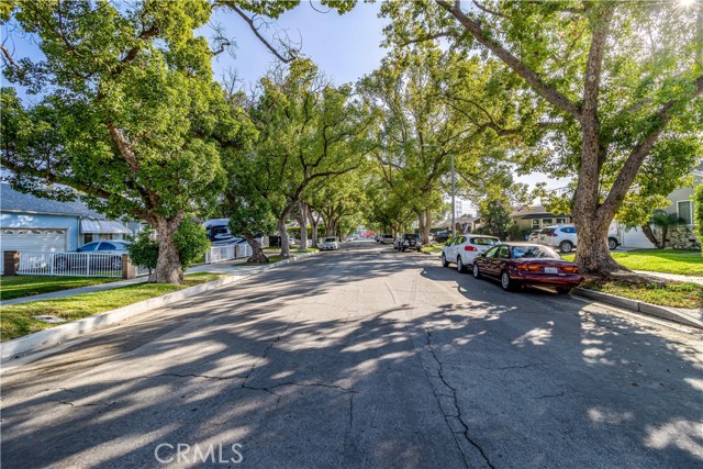 3 Bed Home for Sale in Burbank, California