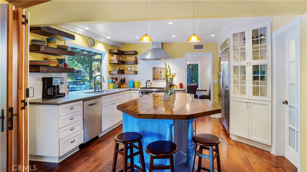 Photo for 4115 E HILLCREST Drive, Westlake Village, CA 91362 - Listing #SR-19246431 4115 E HILLCREST Drive, Westlake Village, CA 91362