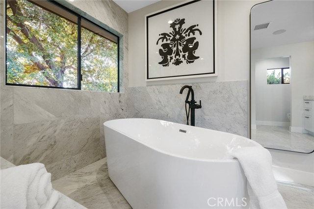 4 Bed Home for Sale in Encino, California