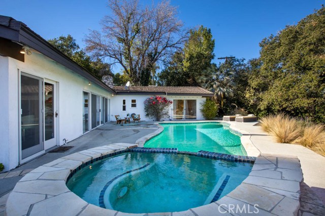 4 Bed Home for Sale in Encino, California