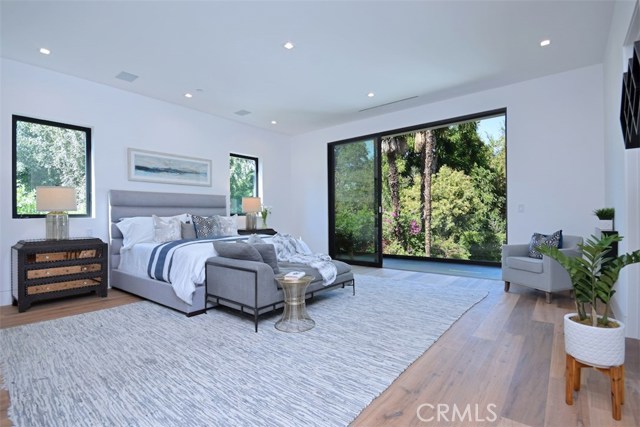 5 Bed Home for Sale in Sherman Oaks, California