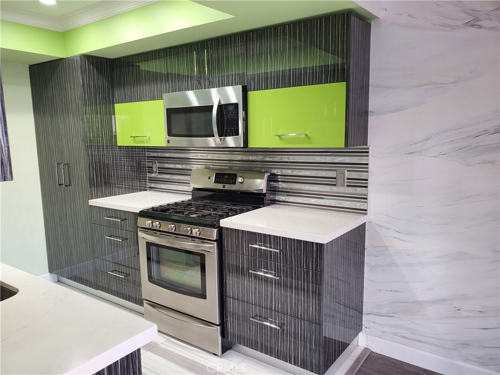 Photo for 339 W WILSON Avenue, 103, Glendale, CA 91203 - Listing #SR-19178908 339 W WILSON Avenue, 103, Glendale, CA 91203