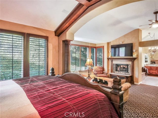 5 Bed Home for Sale in Calabasas, California