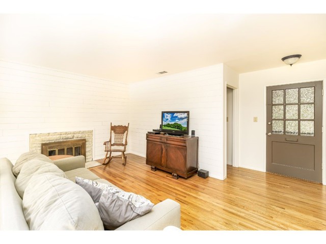 3 Bed Home for Sale in Granada Hills, California